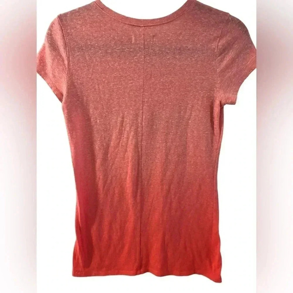 Hollister Simple Pink Ombré Fade T-Shirt Size Medium. Measurements in pictures - Picture 3 of 6